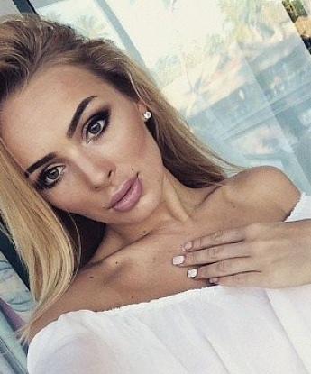 Анкета проститутки Мила - город Дарваг, 22 года, №15156